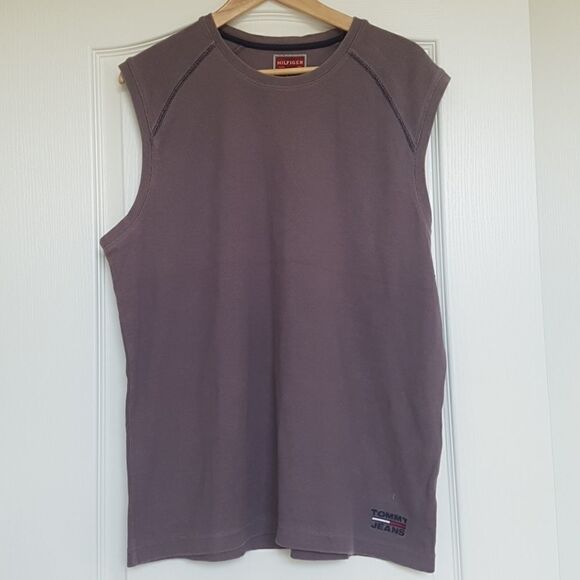 2/$20 Tommy Hilfiger men XL grey top shirt - Picture 1 of 7